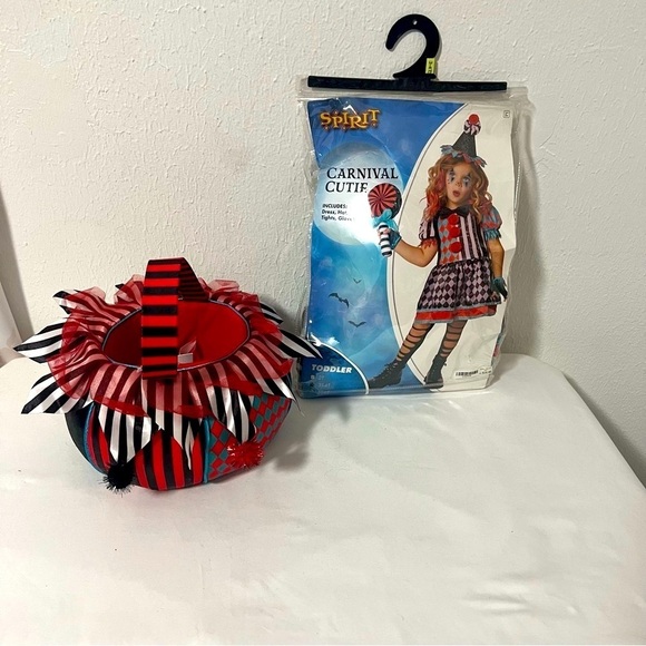 Spirit Halloween Little Girls 3T-4T Carnival Costume Set including Basket - Picture 6 of 8